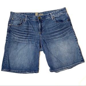 Kut from the Kloth Katy Boyfriend Jean Shorts 14